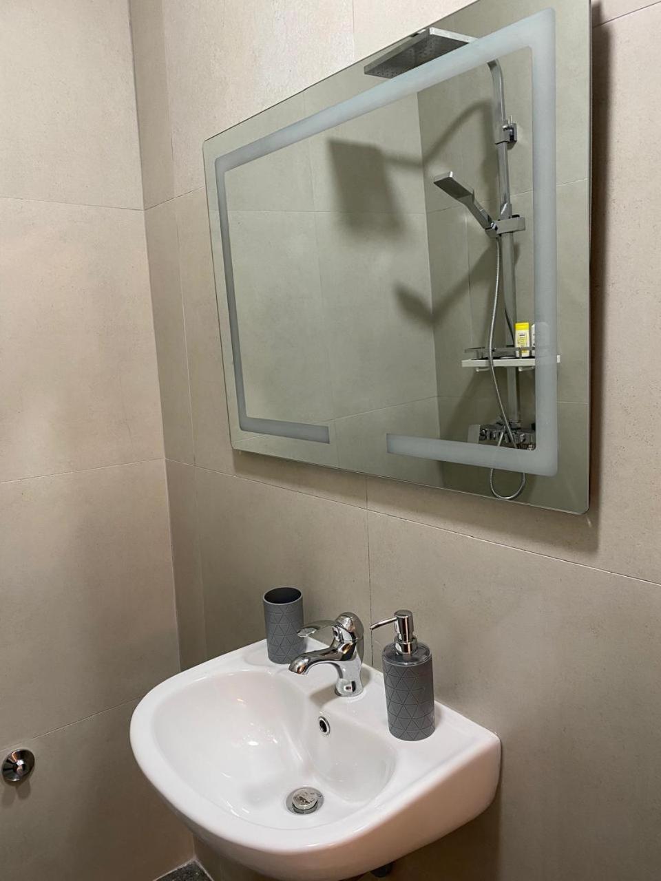 Apartamento 3 New In The Center Durrës
